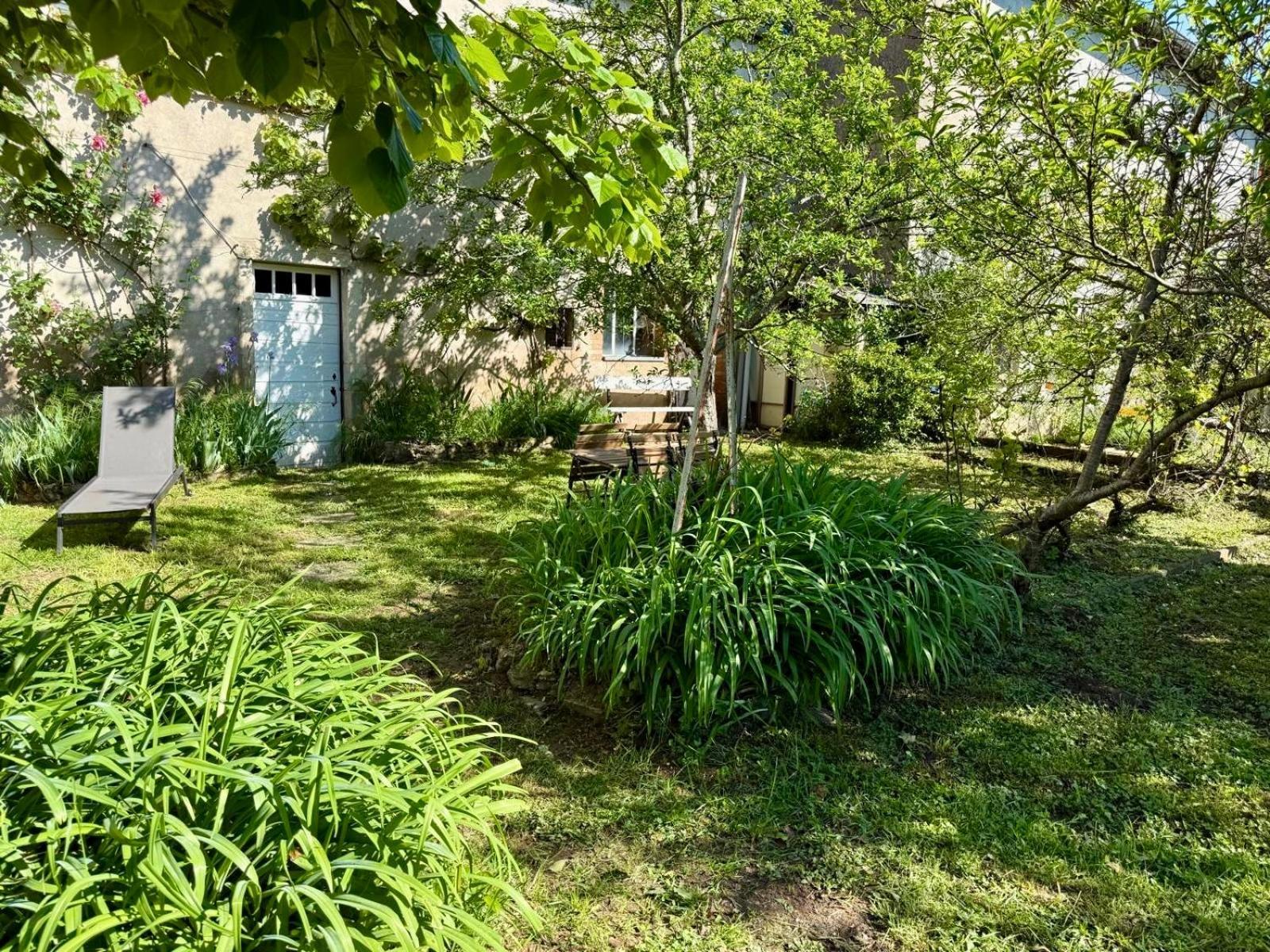 La Maison De Jean-Pierre  Devecey Exterior photo